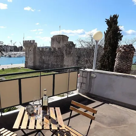 My Dalmatia - M With Free Parking And Roof Terrace * Trogir