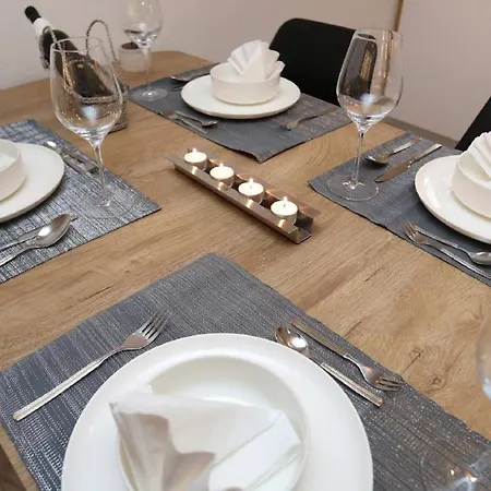 My Dalmatia - M With Free Parking And Roof Terrace Apartamento Trogir