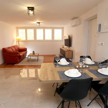 My Dalmatia - M With Free Parking And Roof Terrace